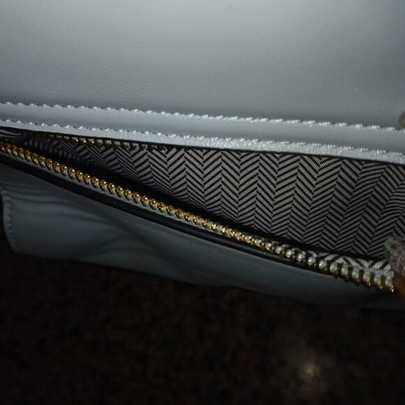 Plush blue purse (ending soon) - Picture 2 of 7